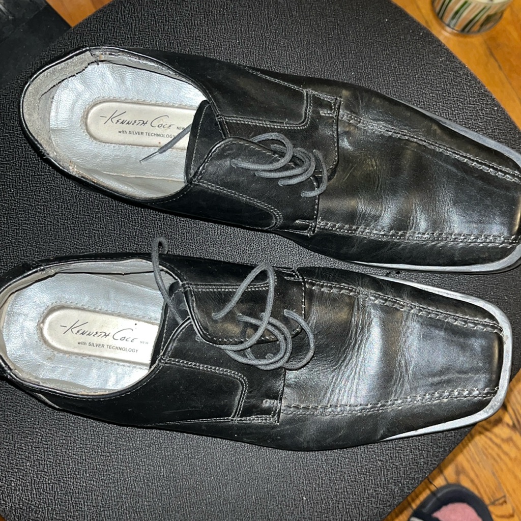 Preowned Kenneth Cole Silver Technology Loafers